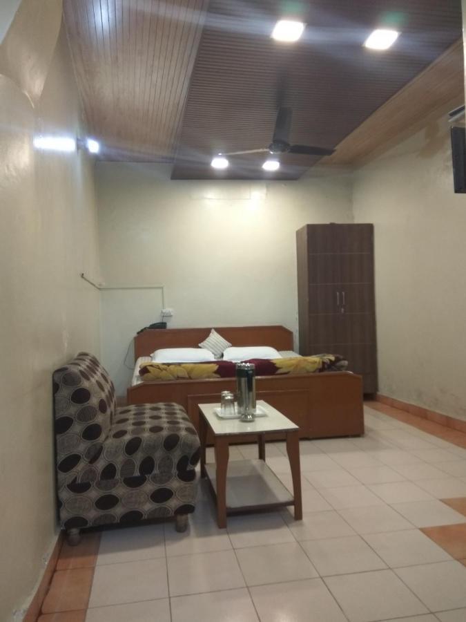 אמריצר Hotel Palace מראה חיצוני תמונה