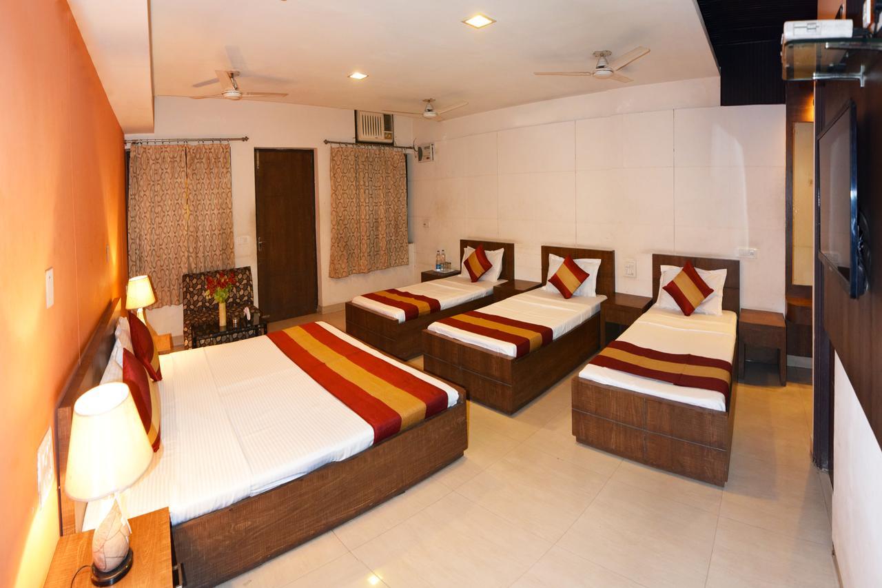 אמריצר Hotel Palace מראה חיצוני תמונה